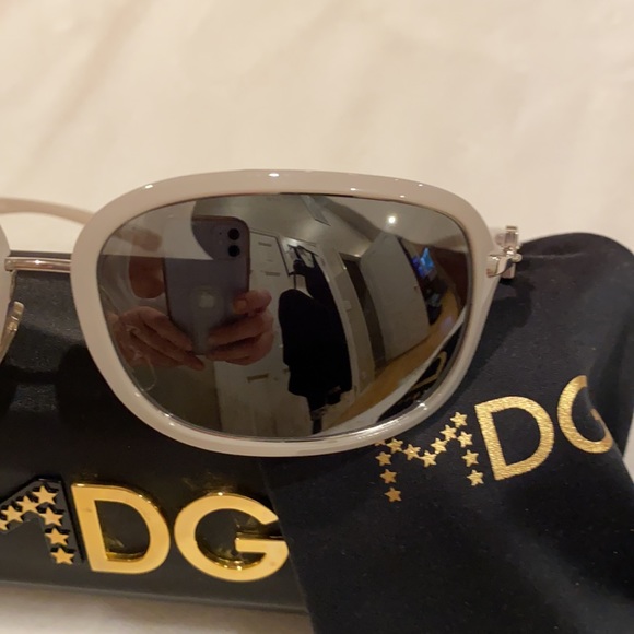 Dolce and Gabbana Madonna Vintage Sunglasses - Picture 2 of 13